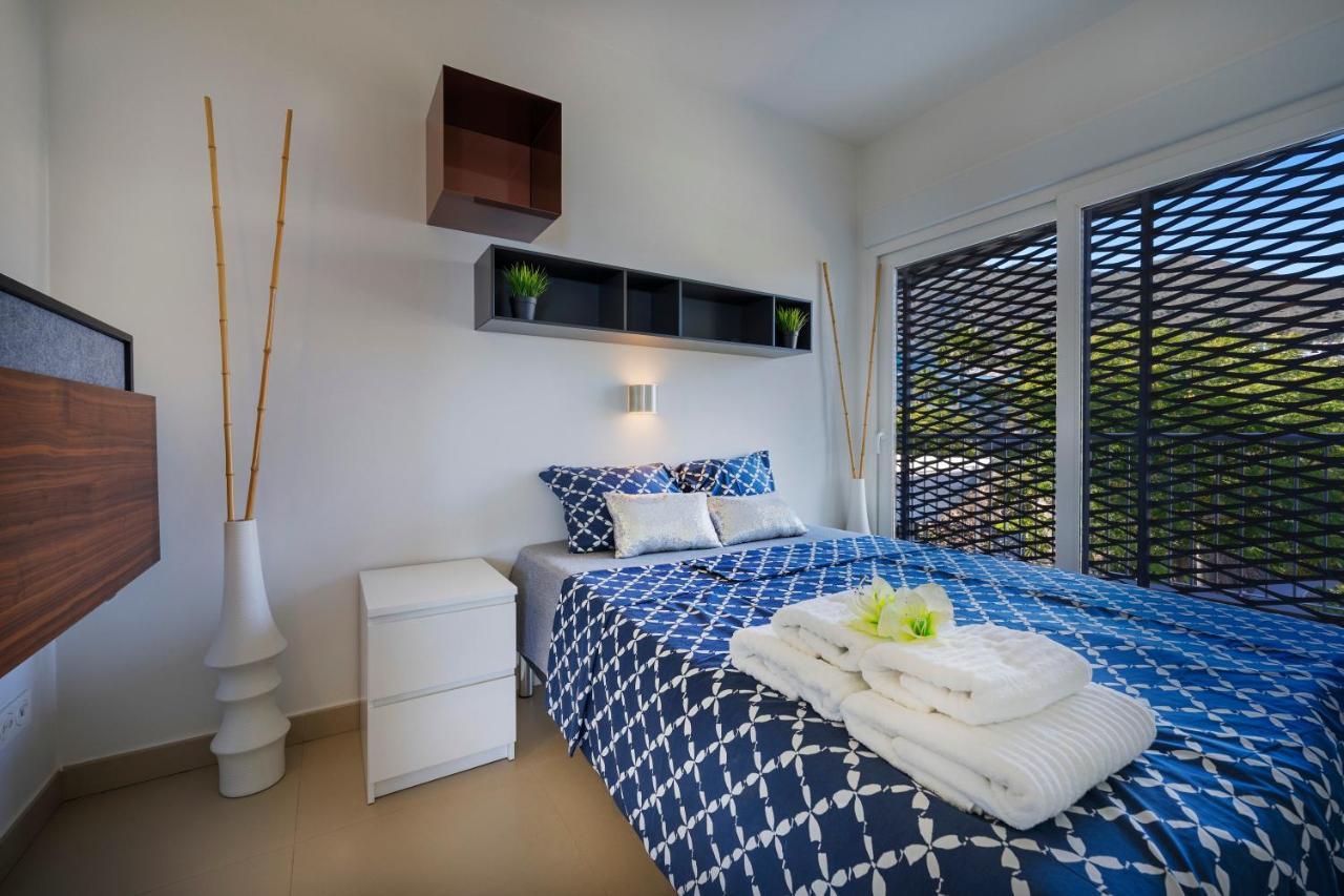 Higueronrentals Bahia Apartment Málaga